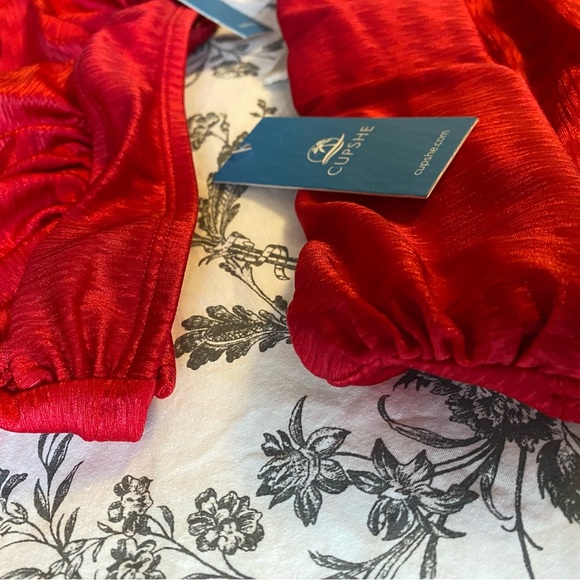BNWT Cupshe Bikini Red Halter with Ruching Size Small - Picture 7 of 9